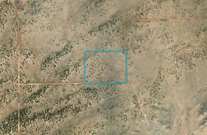 Expansive Off-Grid Freedom - Image 11